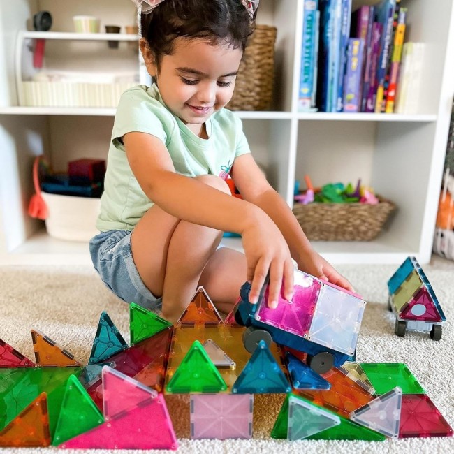 Magna-Tiles - Grand Prix set 50 delova Magna-Tiles - Grand Prix set 50 delova